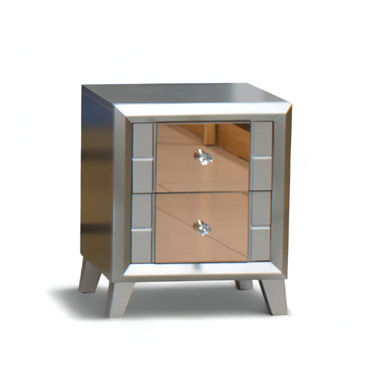 La imagen muestra un buró con un diseño moderno y lujoso. El buró está cubierto por completo con paneles de espejo que reflejan la luz y el entorno, dándole un aspecto brillante y elegante. Cuenta con dos cajones frontales, cada uno con un tirador en forma de cristal que añade un toque de sofisticación. El buró se apoya en cuatro patas ligeramente inclinadas hacia afuera, también cubiertas con paneles de espejo.